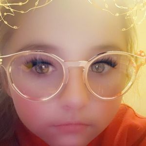 Meet your Posher, Breanna